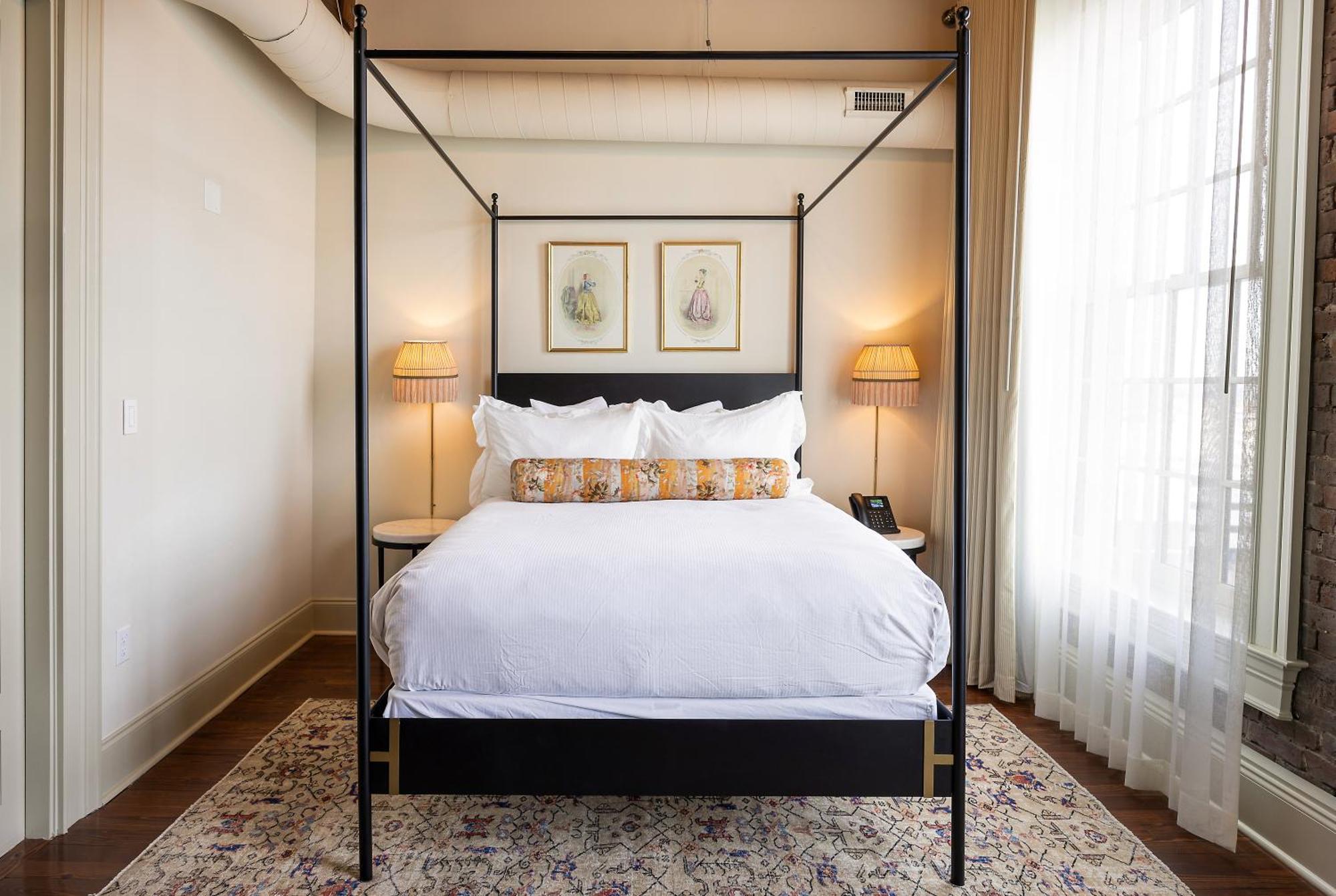 Hotel Cleo, Knoxville Downtown, A Tribute Portfolio Hotel Eksteriør bilde